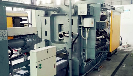 如何解決壓鑄機(jī)加工時(shí)產(chǎn)生的氧化夾渣問(wèn)題？